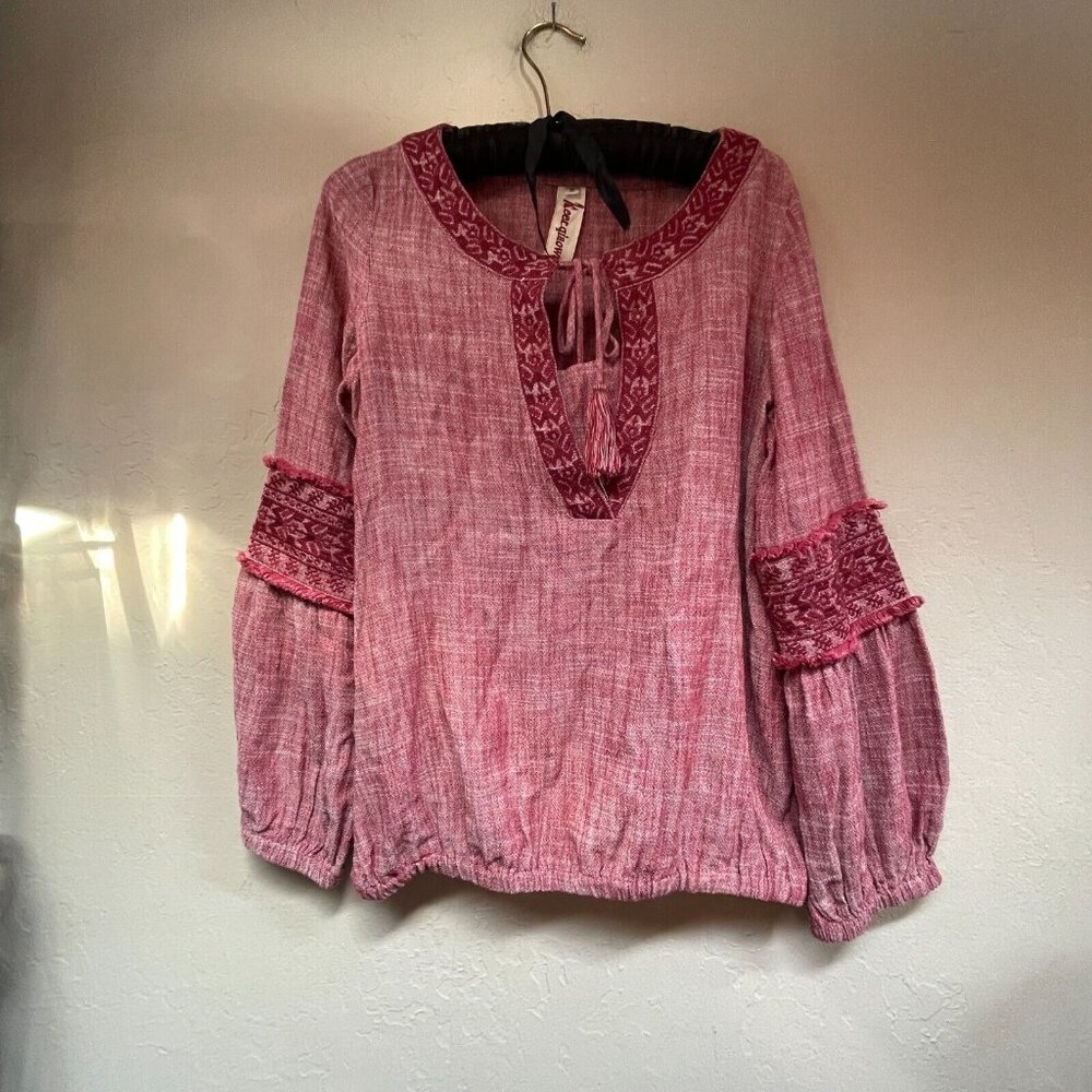 Keer Qiaowa Women Medium Embroidered Long Bell Sleeve Blouse Boho Top Red Casual